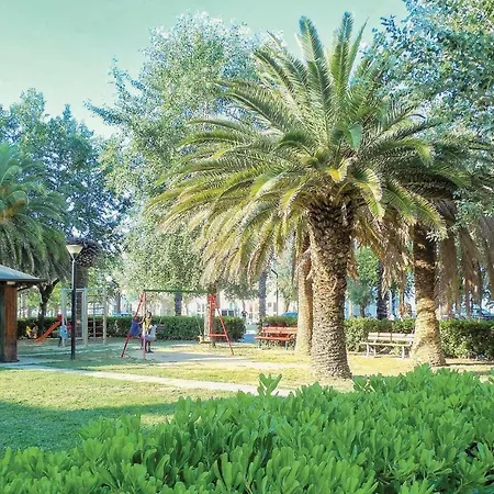 Apartman Three-bedroom In Rosa Te Alba Adriatica